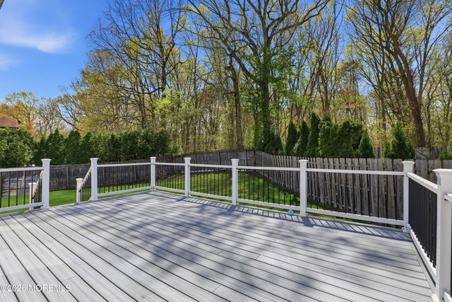 40 La Valencia Road, Old Bridge, NJ 08857