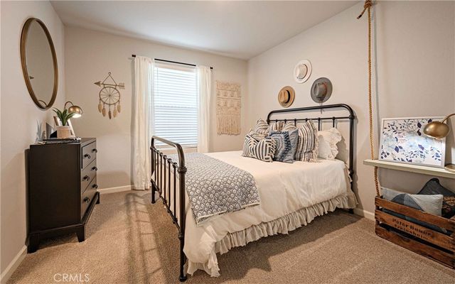 38 River Oak Court 45 SE, Merced, CA 95341