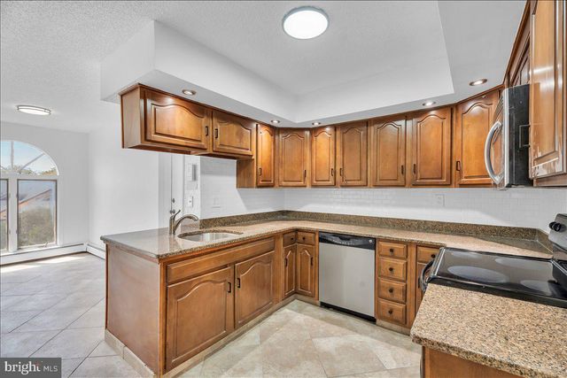 145 CENTURA, Cherry Hill, NJ 08003