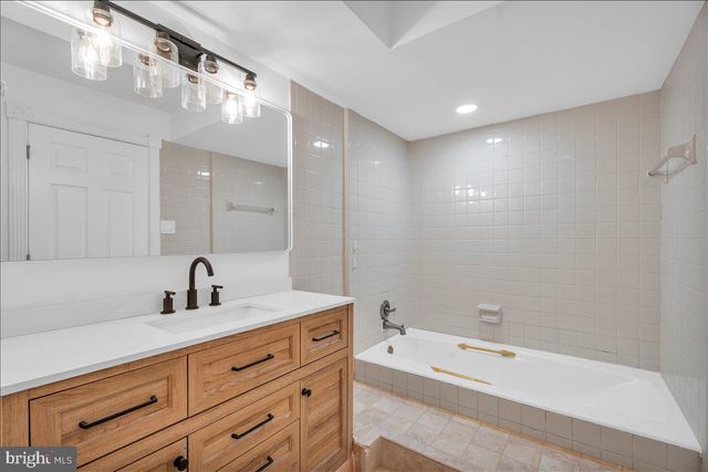 145 CENTURA, Cherry Hill, NJ 08003