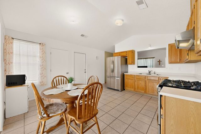 520 San Ignacio Court NE, Albuquerque, NM 87102