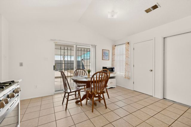 520 San Ignacio Court NE, Albuquerque, NM 87102