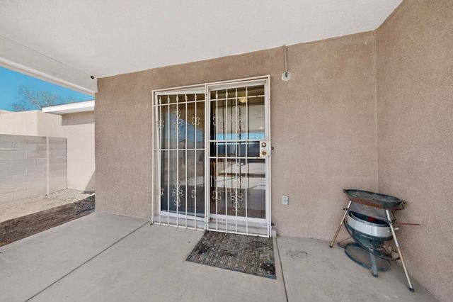 520 San Ignacio Court NE, Albuquerque, NM 87102