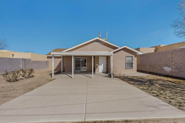 520 San Ignacio Court NE, Albuquerque, NM 87102