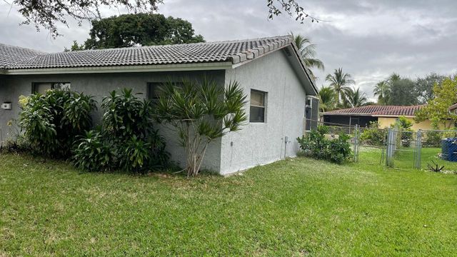 11095 NW 37th Street, Coral Springs, FL 33065