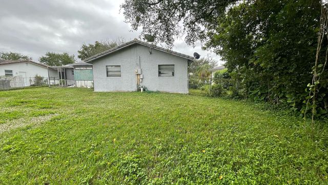 11095 NW 37th Street, Coral Springs, FL 33065