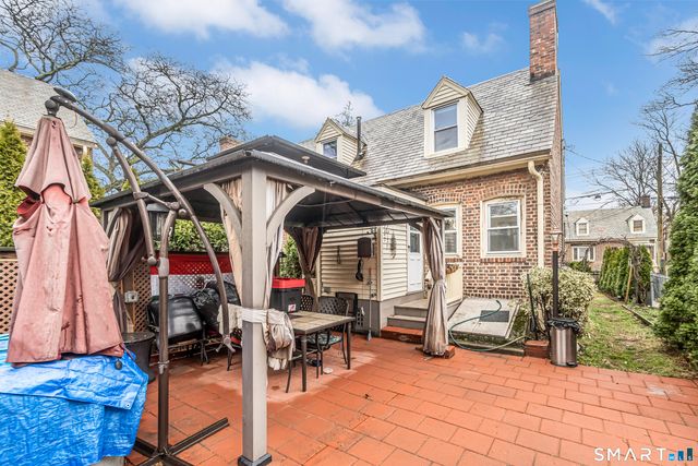 16 Cole Street, Bridgeport, CT 06604