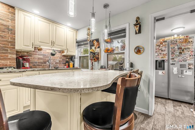 16 Cole Street, Bridgeport, CT 06604