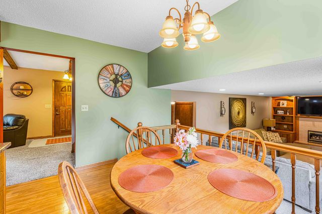 681 Cottonwood Court, West Fargo, ND 58078