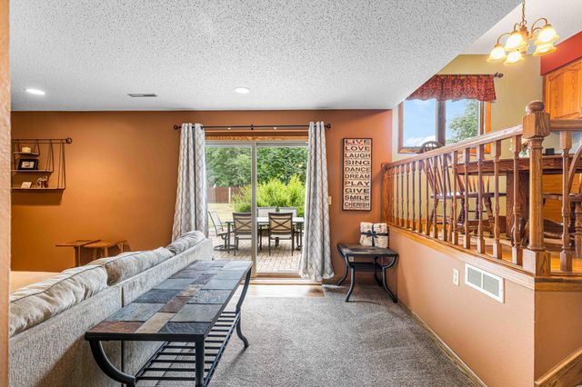 681 Cottonwood Court, West Fargo, ND 58078