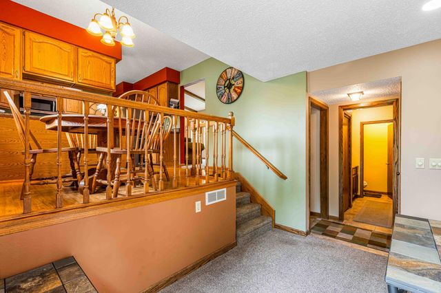 681 Cottonwood Court, West Fargo, ND 58078