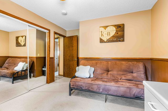 681 Cottonwood Court, West Fargo, ND 58078