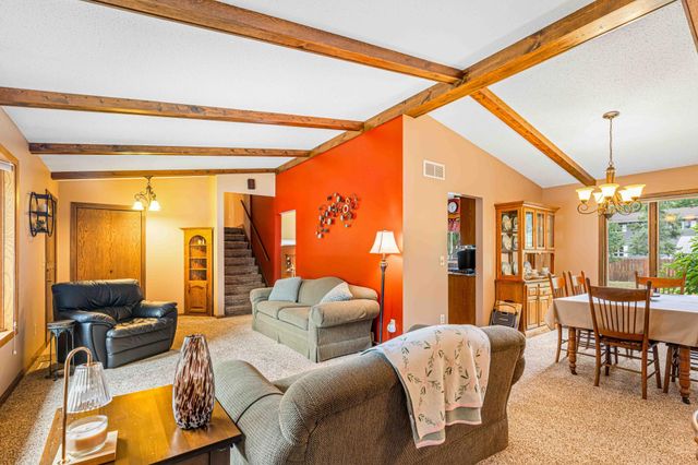 681 Cottonwood Court, West Fargo, ND 58078