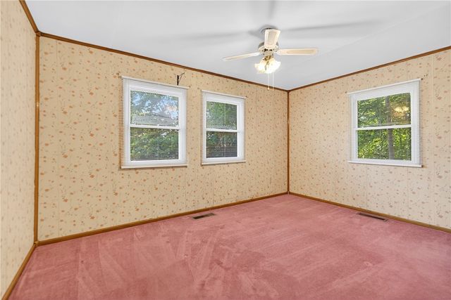 1660 The Cir, Canton Twp, PA 15301