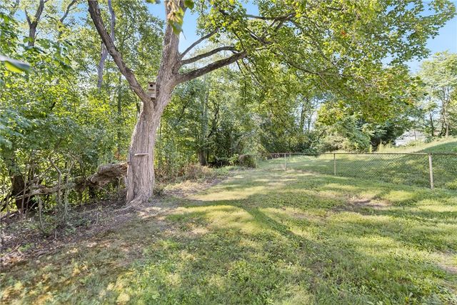 1660 The Cir, Canton Twp, PA 15301