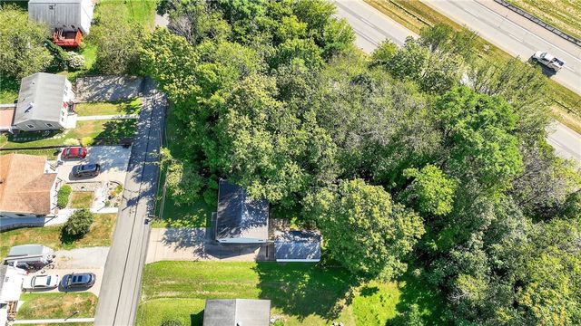 1660 The Cir, Canton Twp, PA 15301