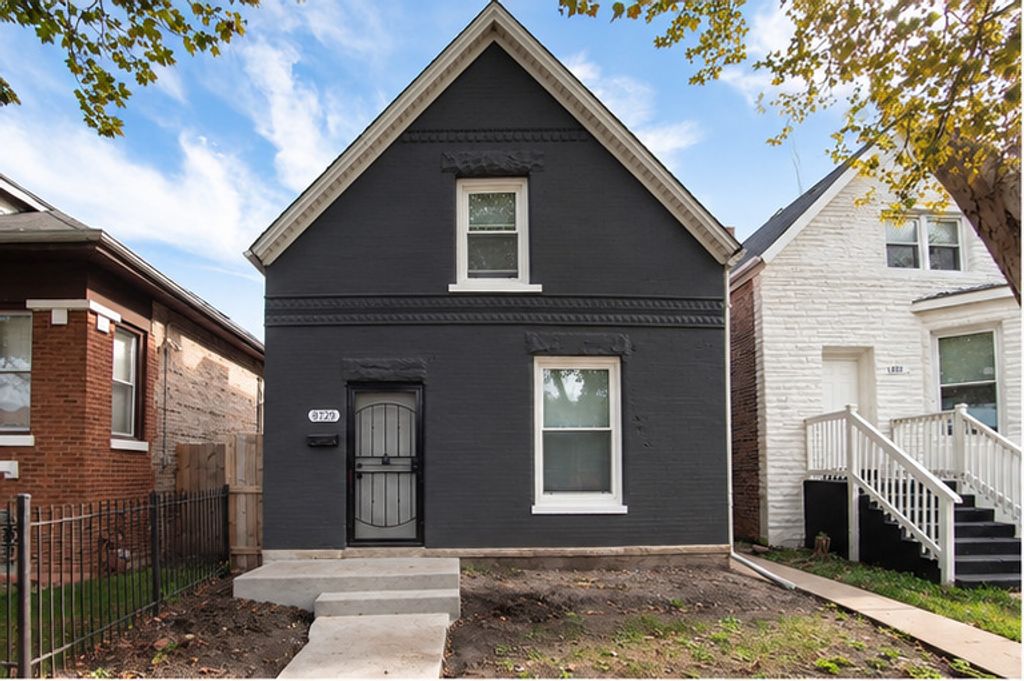 8729 S Carpenter Street, Chicago, IL 60620 — exterior