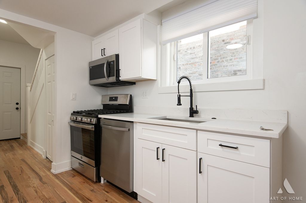 8729 S Carpenter Street, Chicago, IL 60620 — photo 4