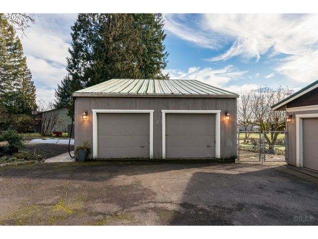 33506 RODNEY St, Warren, OR 97053