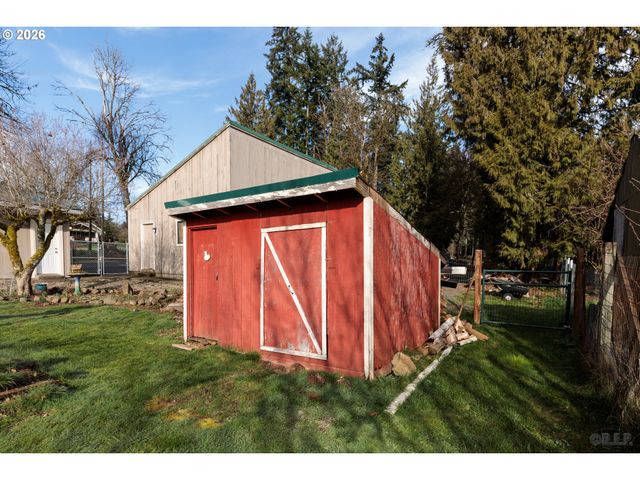 33506 RODNEY St, Warren, OR 97053