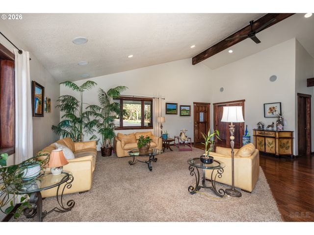 33506 RODNEY St, Warren, OR 97053