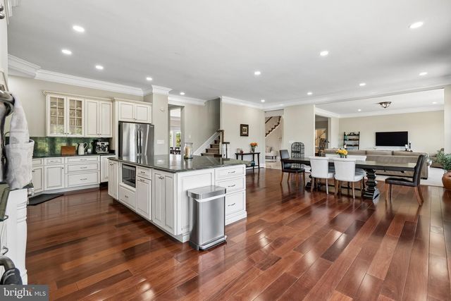15028 MERRITT FARM LN, Leesburg, VA 20176