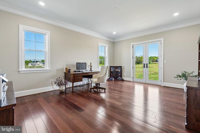 15028 MERRITT FARM LN, Leesburg, VA 20176