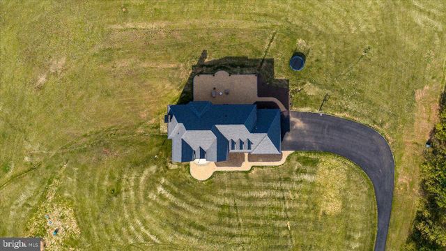 15028 MERRITT FARM LN, Leesburg, VA 20176