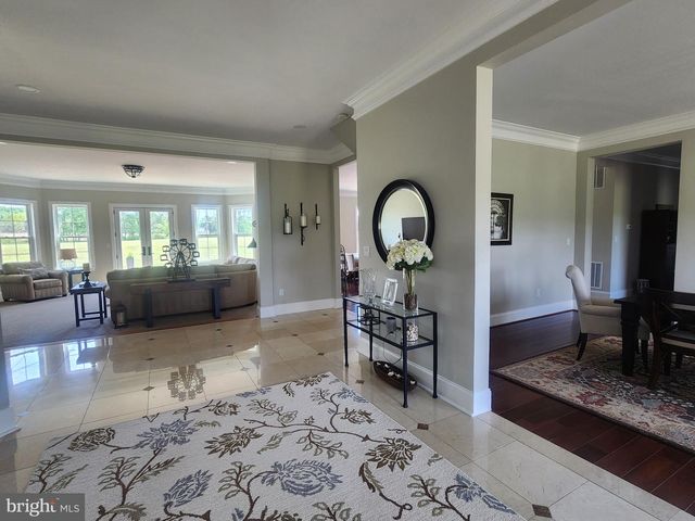 15028 MERRITT FARM LN, Leesburg, VA 20176