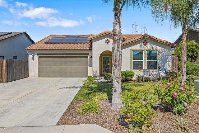 1646 N Arroyo Court, Visalia, CA 93292