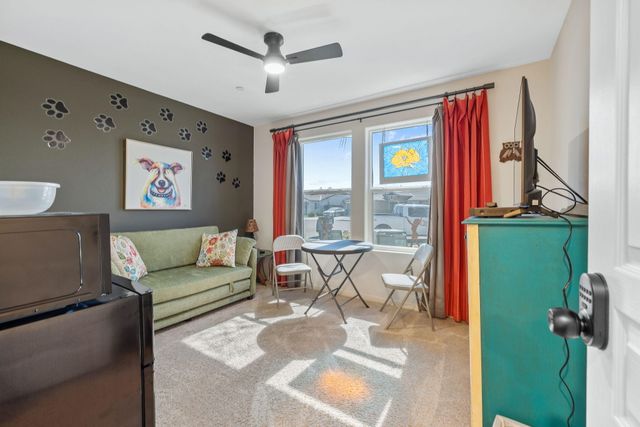 1646 N Arroyo Court, Visalia, CA 93292