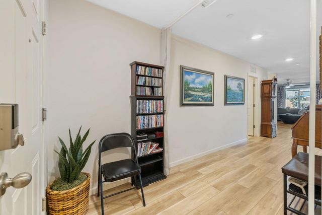 1646 N Arroyo Court, Visalia, CA 93292