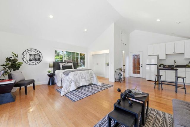 142 30th Avenue, San Mateo, CA 94403