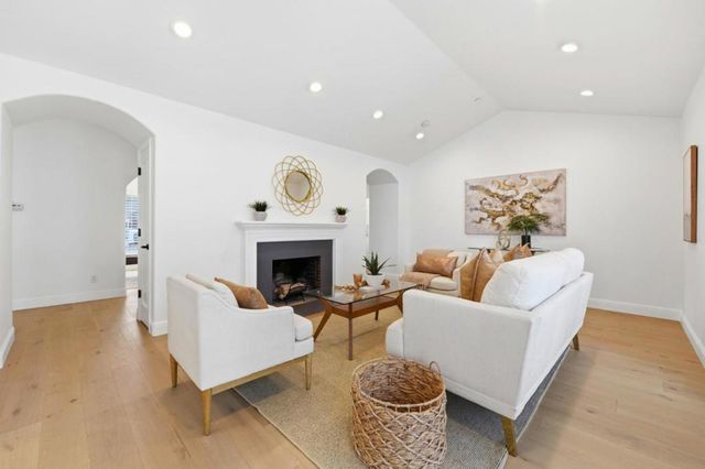 142 30th Avenue, San Mateo, CA 94403