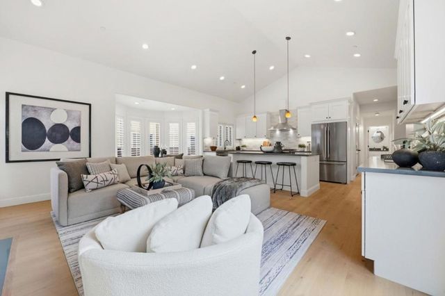 142 30th Avenue, San Mateo, CA 94403