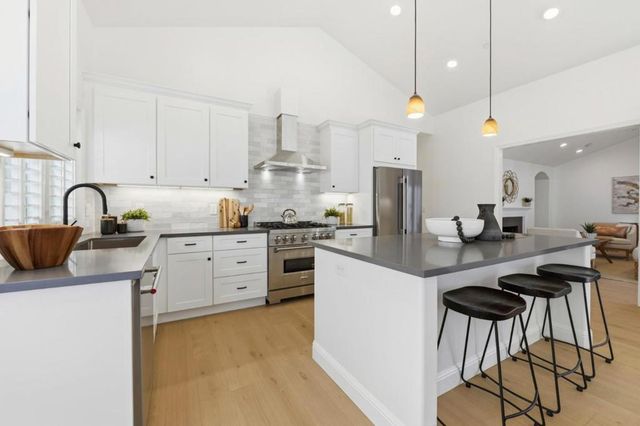 142 30th Avenue, San Mateo, CA 94403