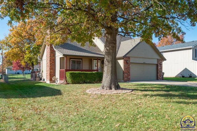 2831 SW Bingham RD, Topeka, KS 66614