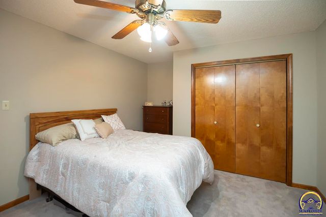 2831 SW Bingham RD, Topeka, KS 66614