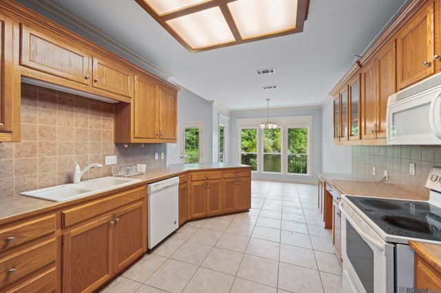 4128 Lake Pointe Ave, Zachary, LA 70791