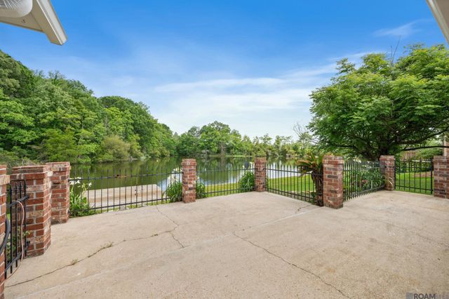 4128 Lake Pointe Ave, Zachary, LA 70791