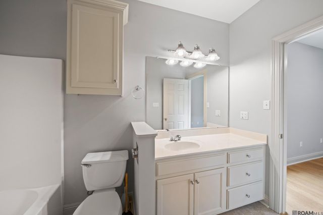 4128 Lake Pointe Ave, Zachary, LA 70791