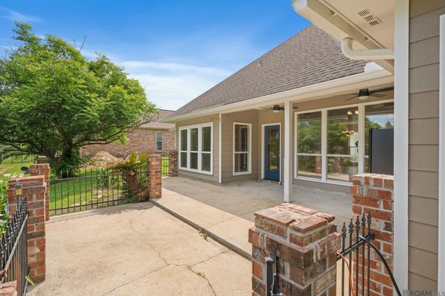 4128 Lake Pointe Ave, Zachary, LA 70791
