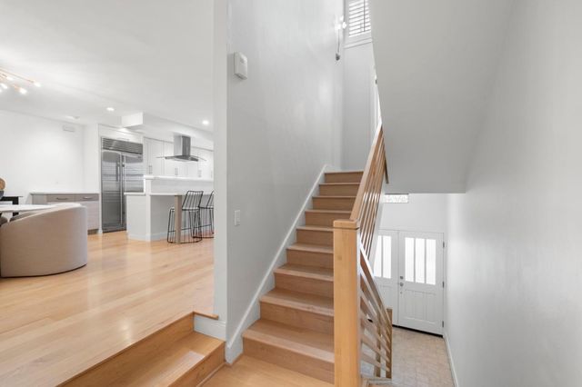 138 Stone Pine Lane, Menlo Park, CA 94025