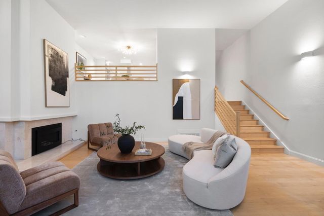 138 Stone Pine Lane, Menlo Park, CA 94025