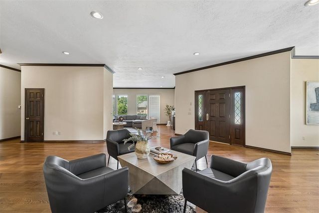 3600 Chestnut Ridge Road, Oklahoma City, OK 73120