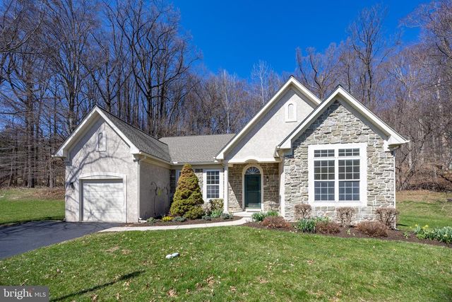 1912 PHIPPS CIR, Downingtown, PA 19335