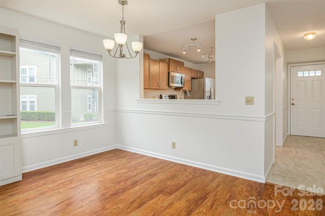 1405 Deermouse Way, Hendersonville, NC 28792