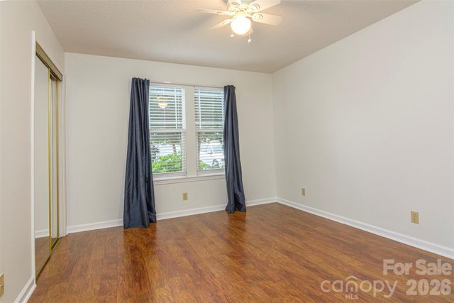 1405 Deermouse Way, Hendersonville, NC 28792