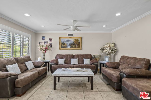 16201 Halsey Street, Los Angeles, CA 91344