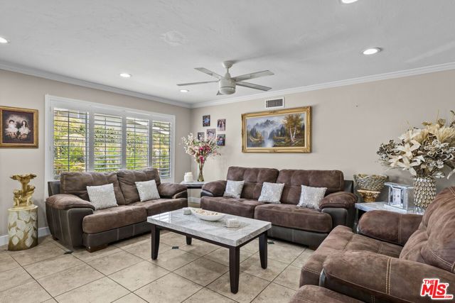 16201 Halsey Street, Los Angeles, CA 91344